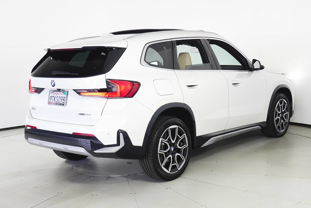 Used 2025 BMW X1 xDrive28i w/ Convenience Package AWD/4WD image 7