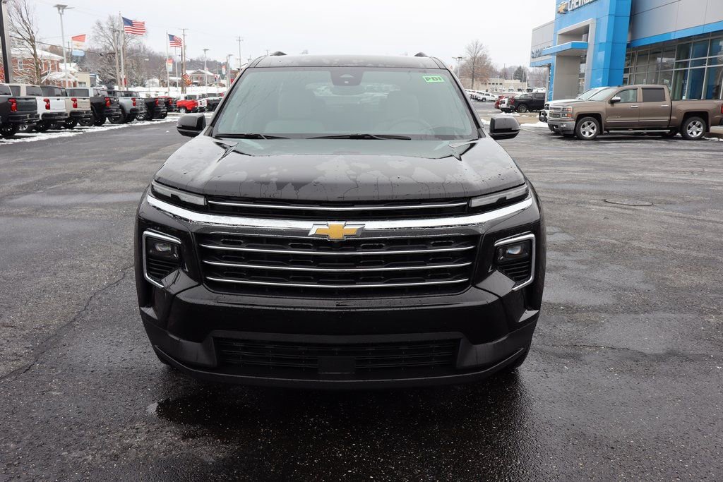 Used 2025 Chevrolet Traverse LT image 17