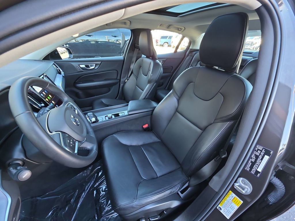 Used 2024 Volvo S60 B5 Core image 20