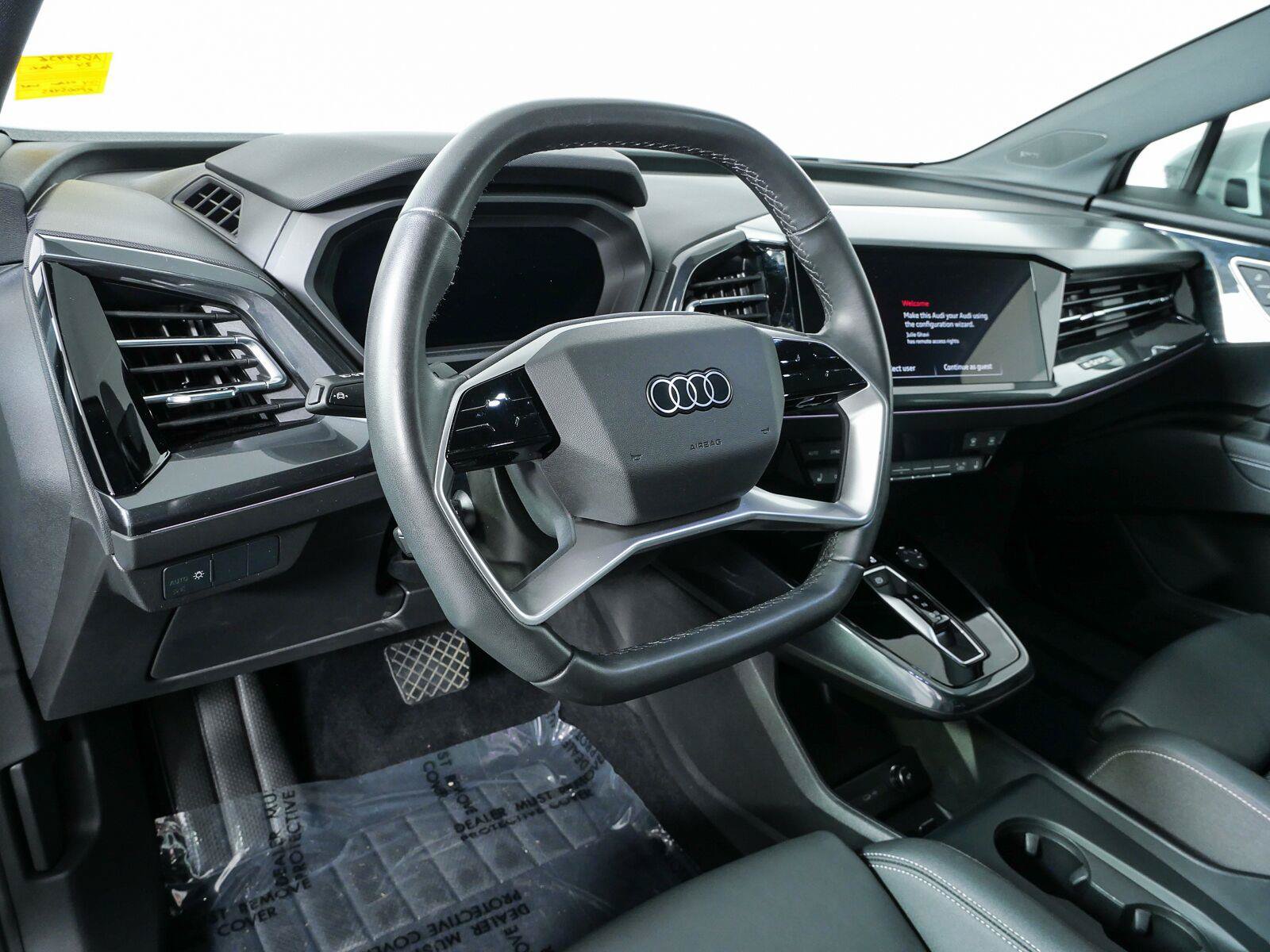 Used 2024 Audi Q4 e-tron Premium Plus w/ Premium Plus AWD/4WD image 5