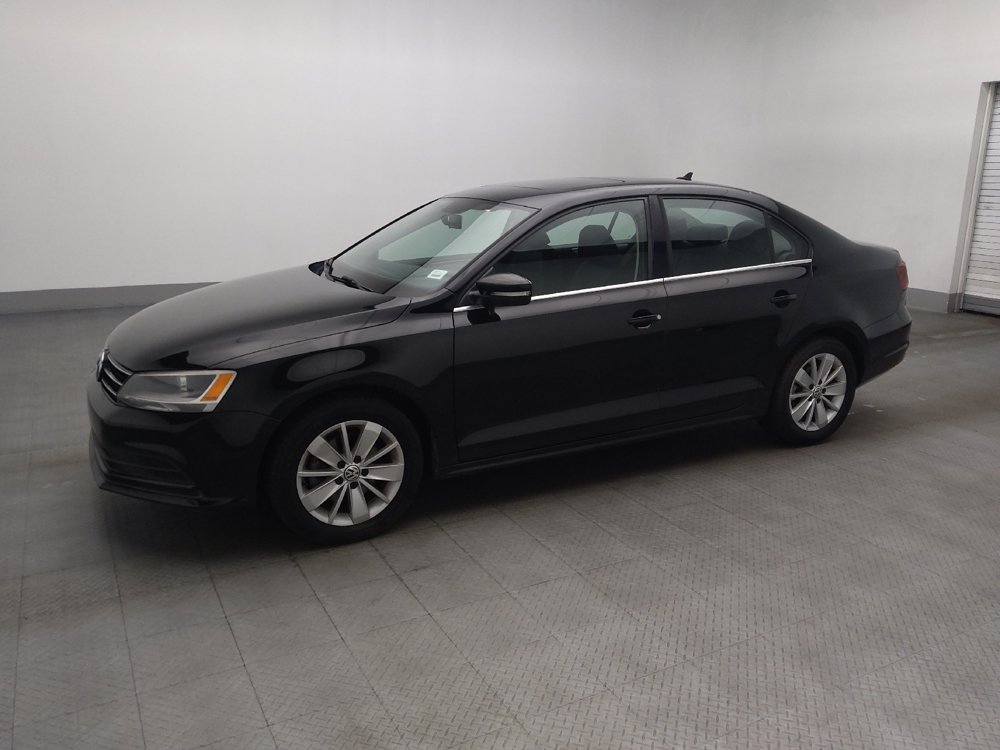 Used 2016 Volkswagen Jetta SE FWD image 2