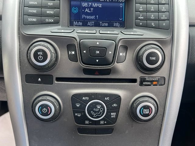 Used 2013 Ford Edge SEL FWD image 25