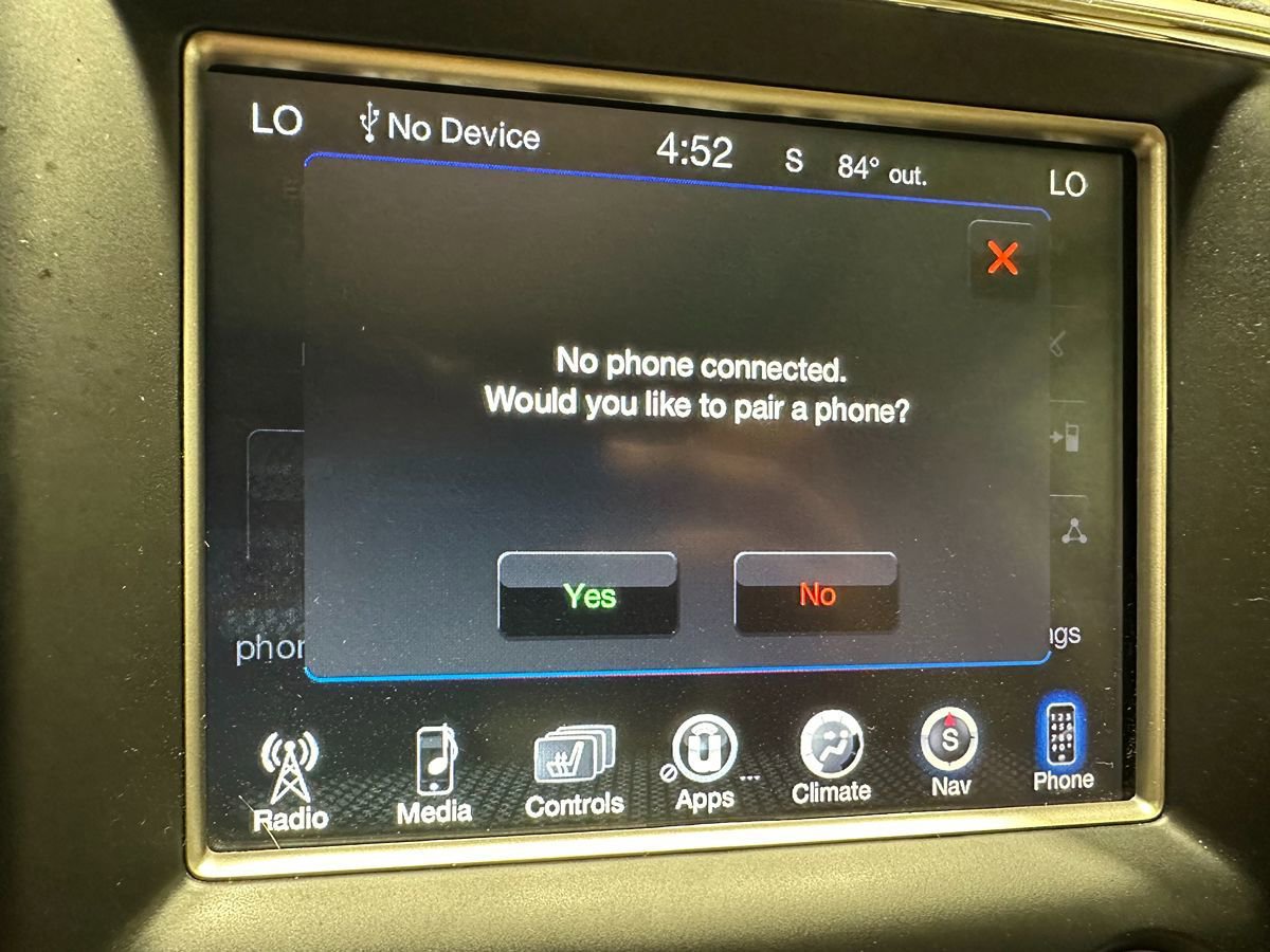 Used 2016 Jeep Grand Cherokee Limited AWD/4WD image 46