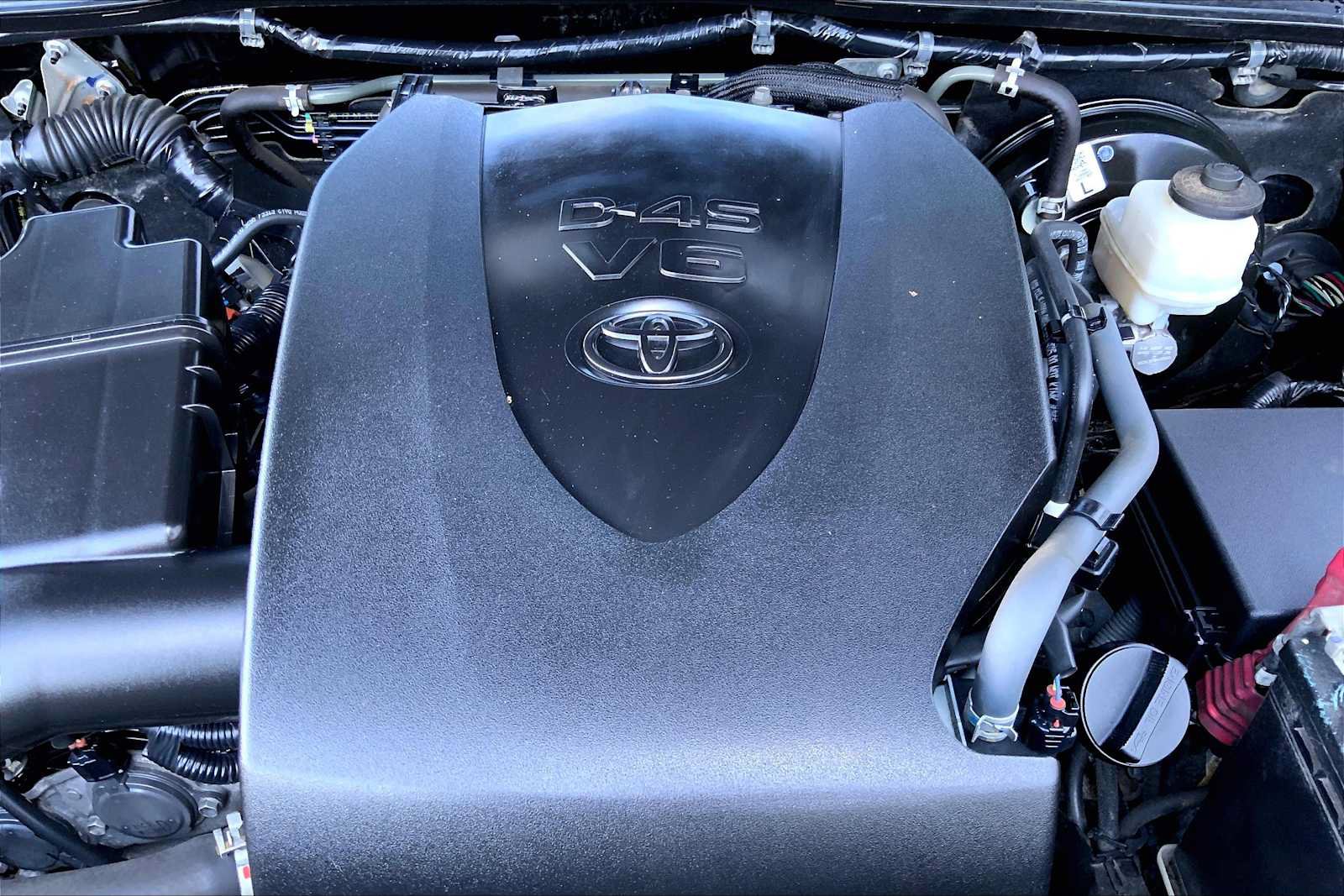 Used 2019 Toyota Tacoma SR5 AWD/4WD image 29