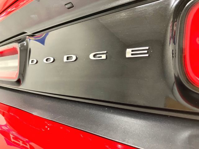 Used 2019 Dodge Challenger SXT image 25