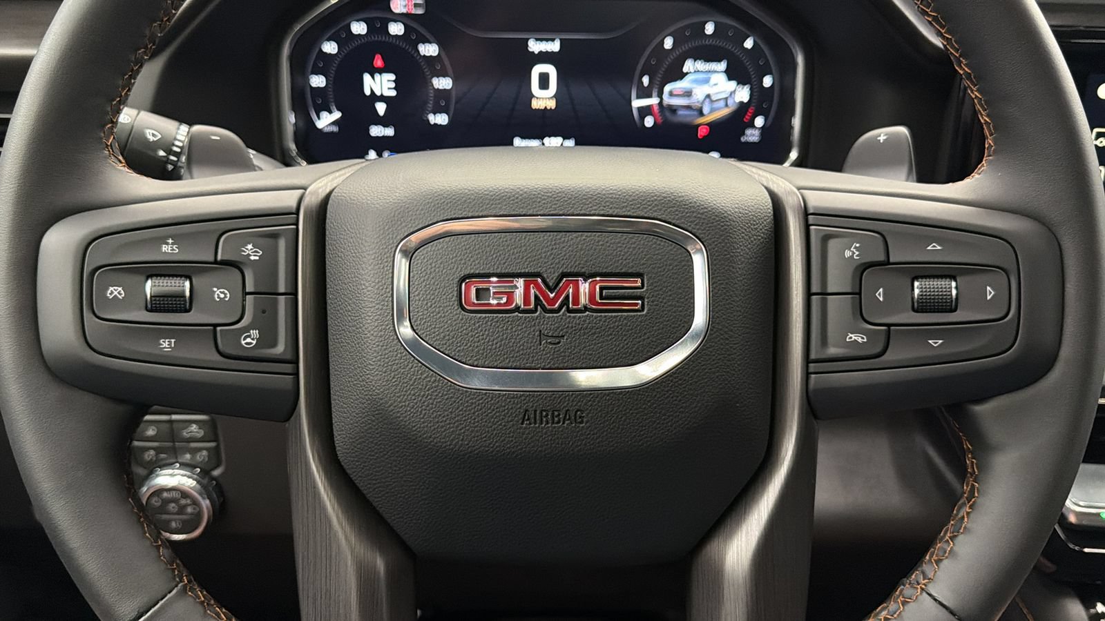 Used 2026 GMC Sierra 1500 AT4 w/ Technology Package AWD/4WD image 28