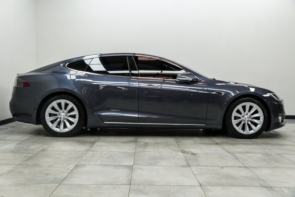 Used 2020 Tesla Model S Long Range Plus AWD/4WD image 11