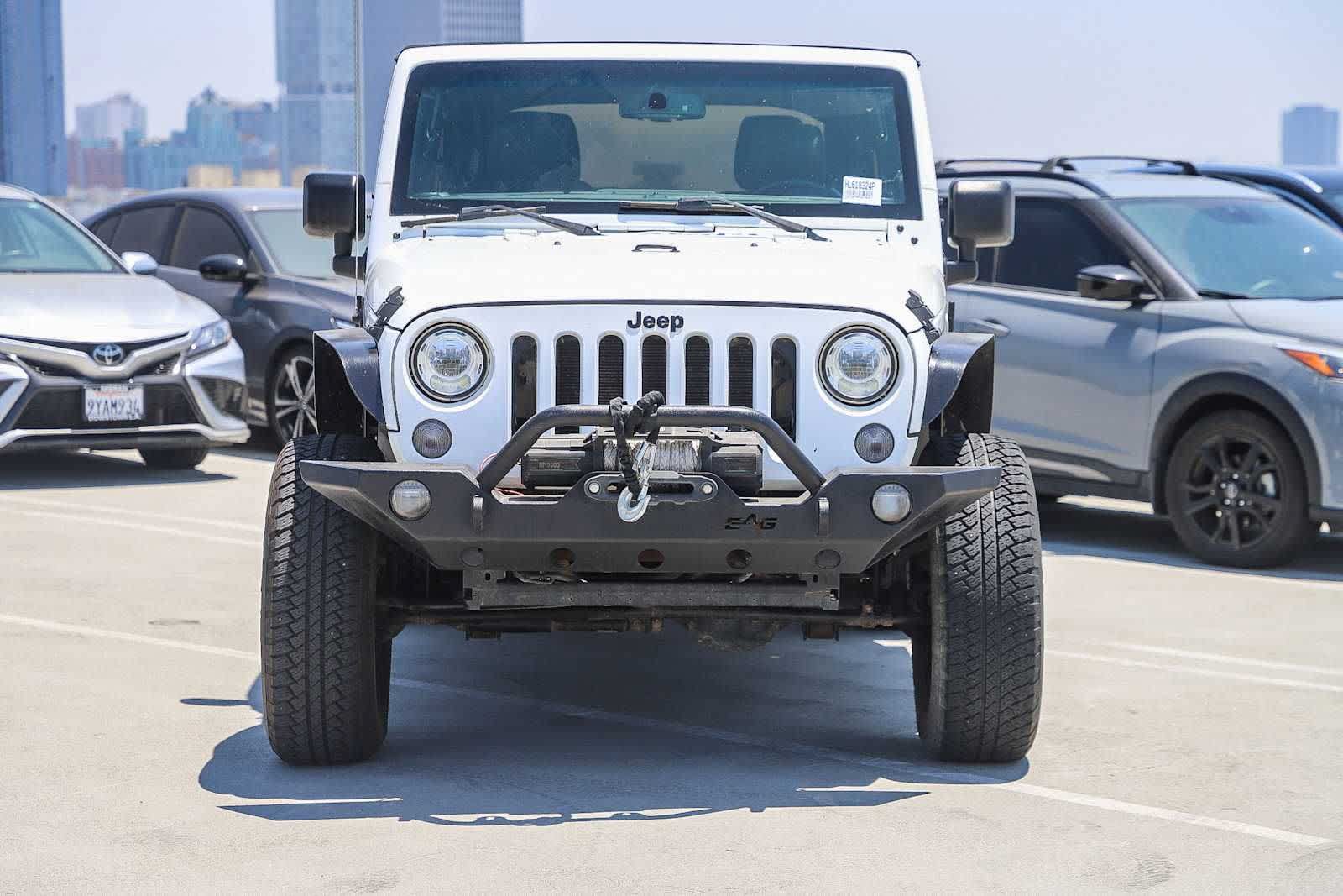 Used 2017 Jeep Wrangler Unlimited Sahara w/ Connectivity Group AWD/4WD video 2