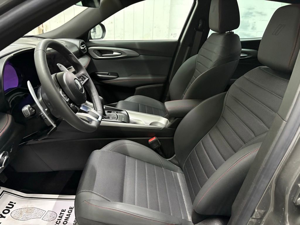 Used 2024 Dodge Hornet R/T w/ R/T Blacktop Package image 10