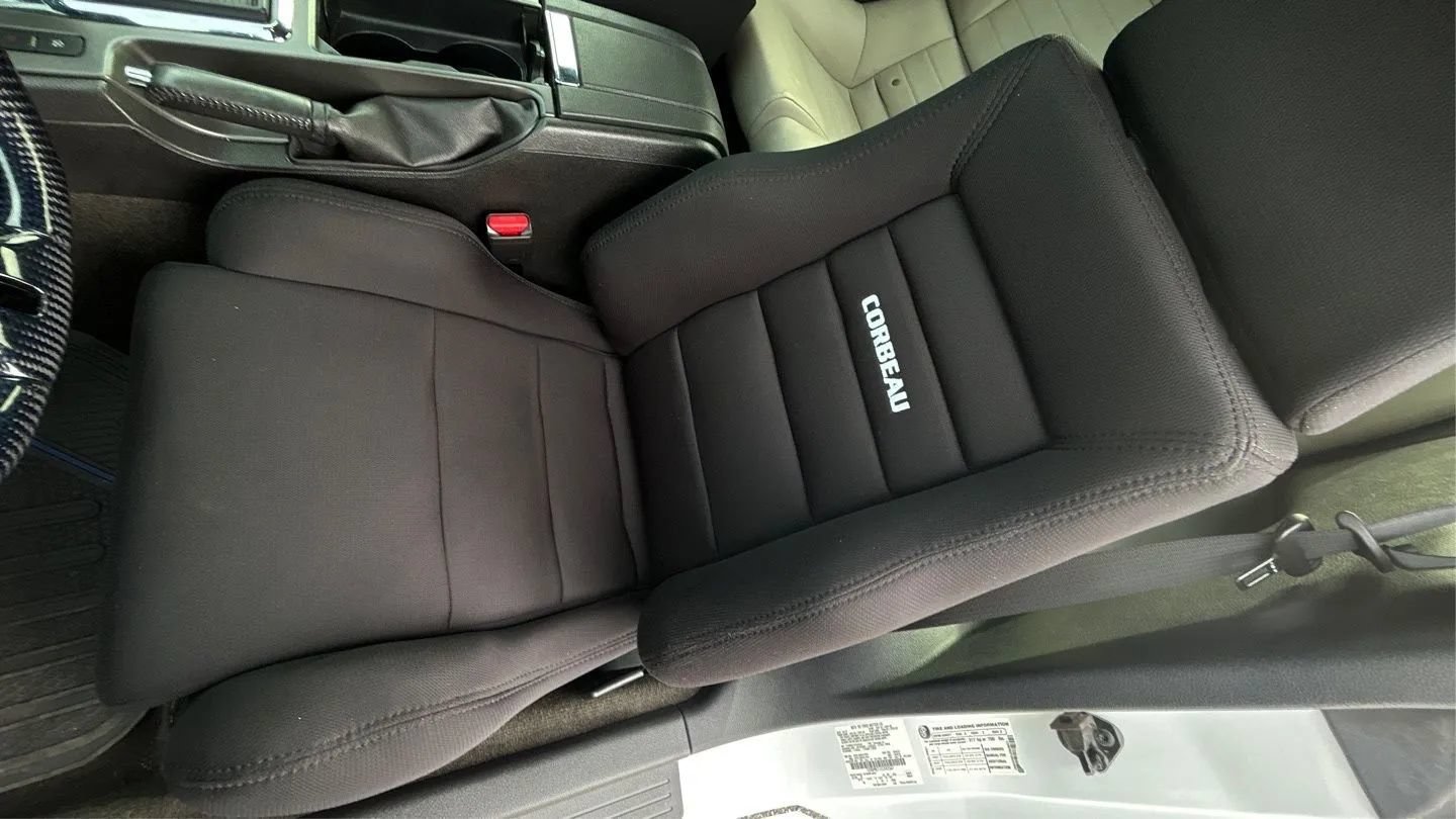 Used 2014 Ford Mustang GT Premium RWD image 10