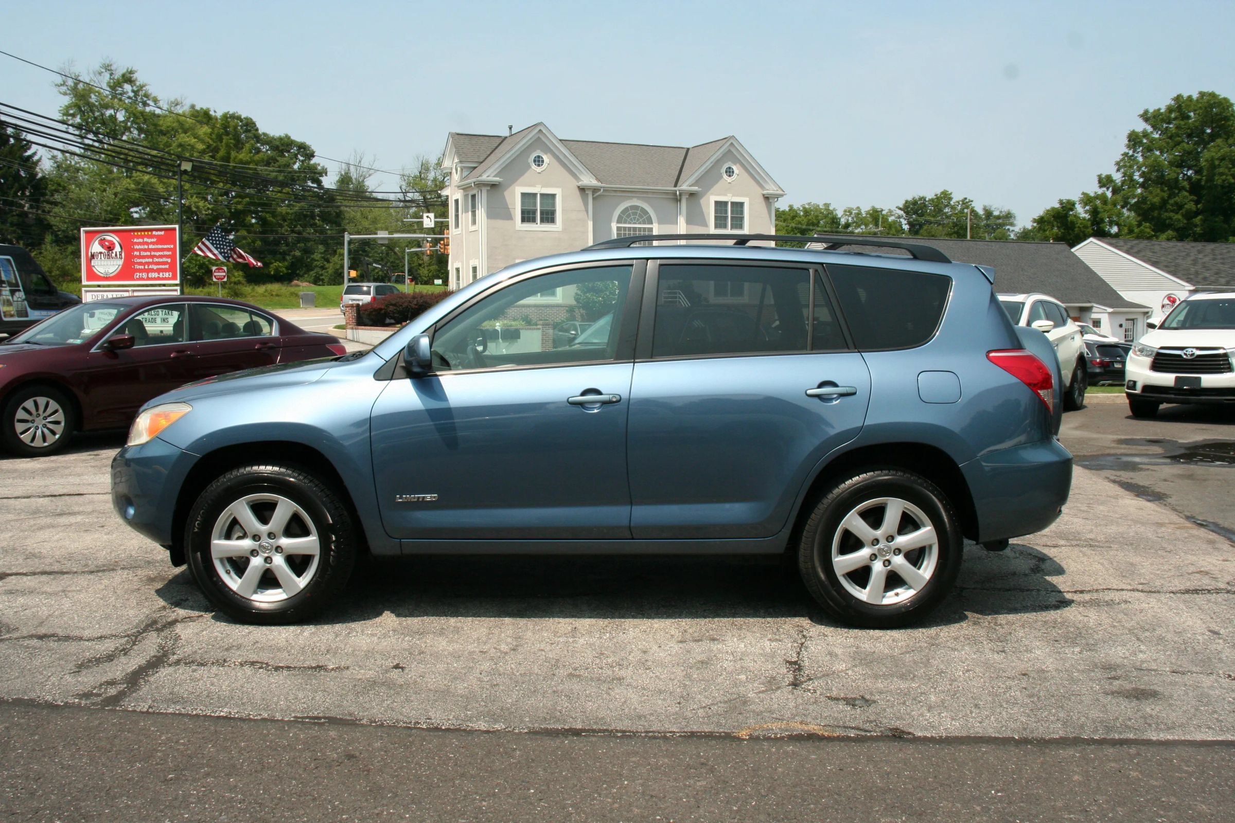 Used 2006 Toyota RAV4 Limited AWD/4WD image 10