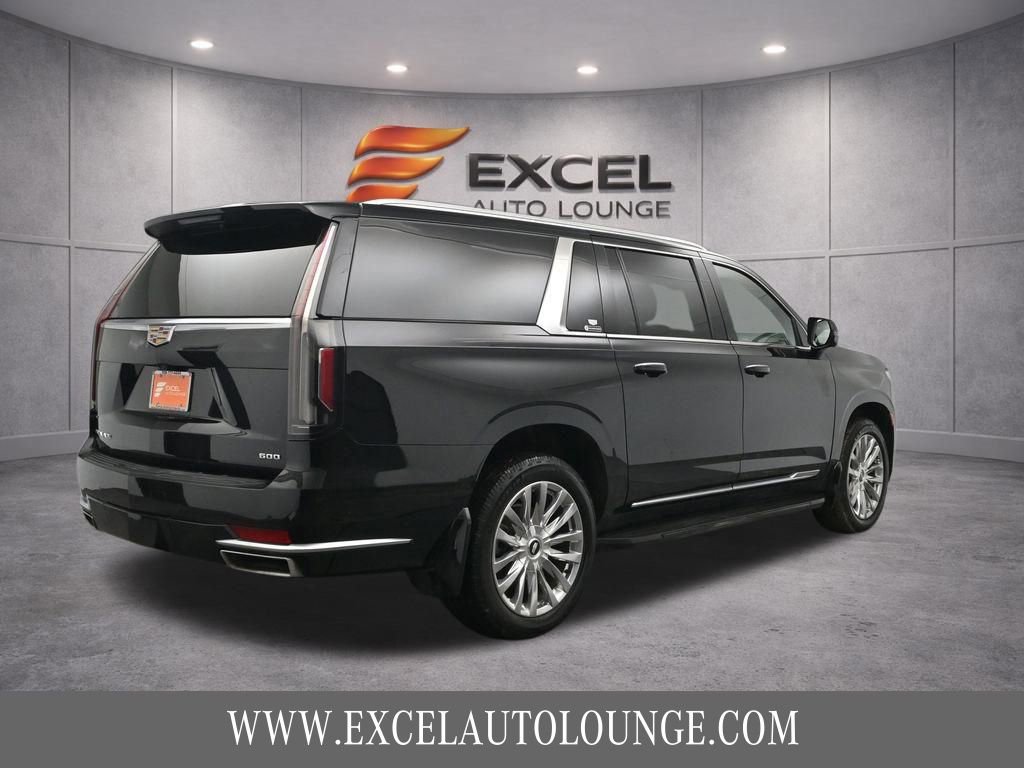Used 2023 Cadillac Escalade ESV Premium Luxury image 6