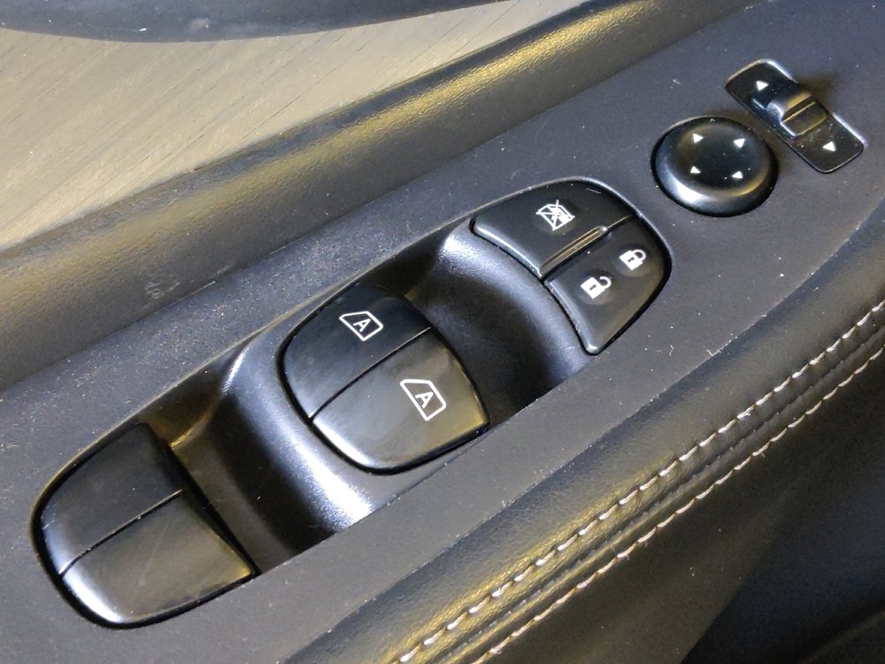 Used 2018 Nissan Murano S w/ Cargo Package FWD image 27