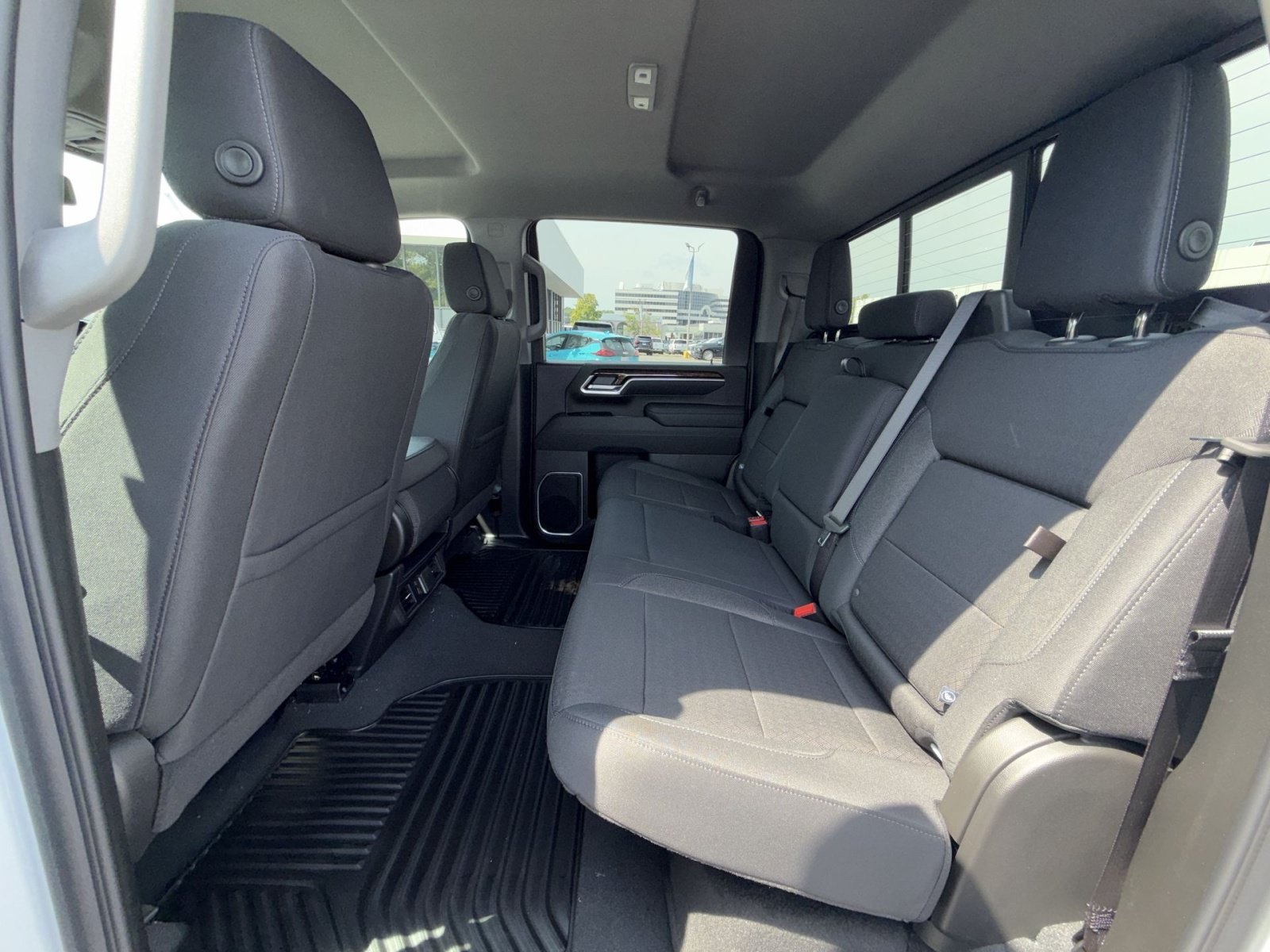 New 2026 GMC Sierra 2500 SLE w/ SLE Value Package; AWD/4WD image 24