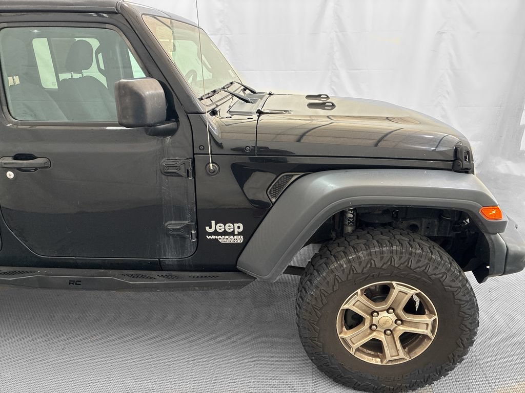 Used 2018 Jeep Wrangler Unlimited Sport S AWD/4WD image 7