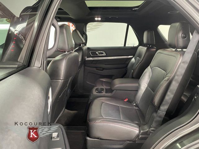 Used 2018 Ford Explorer Sport image 21