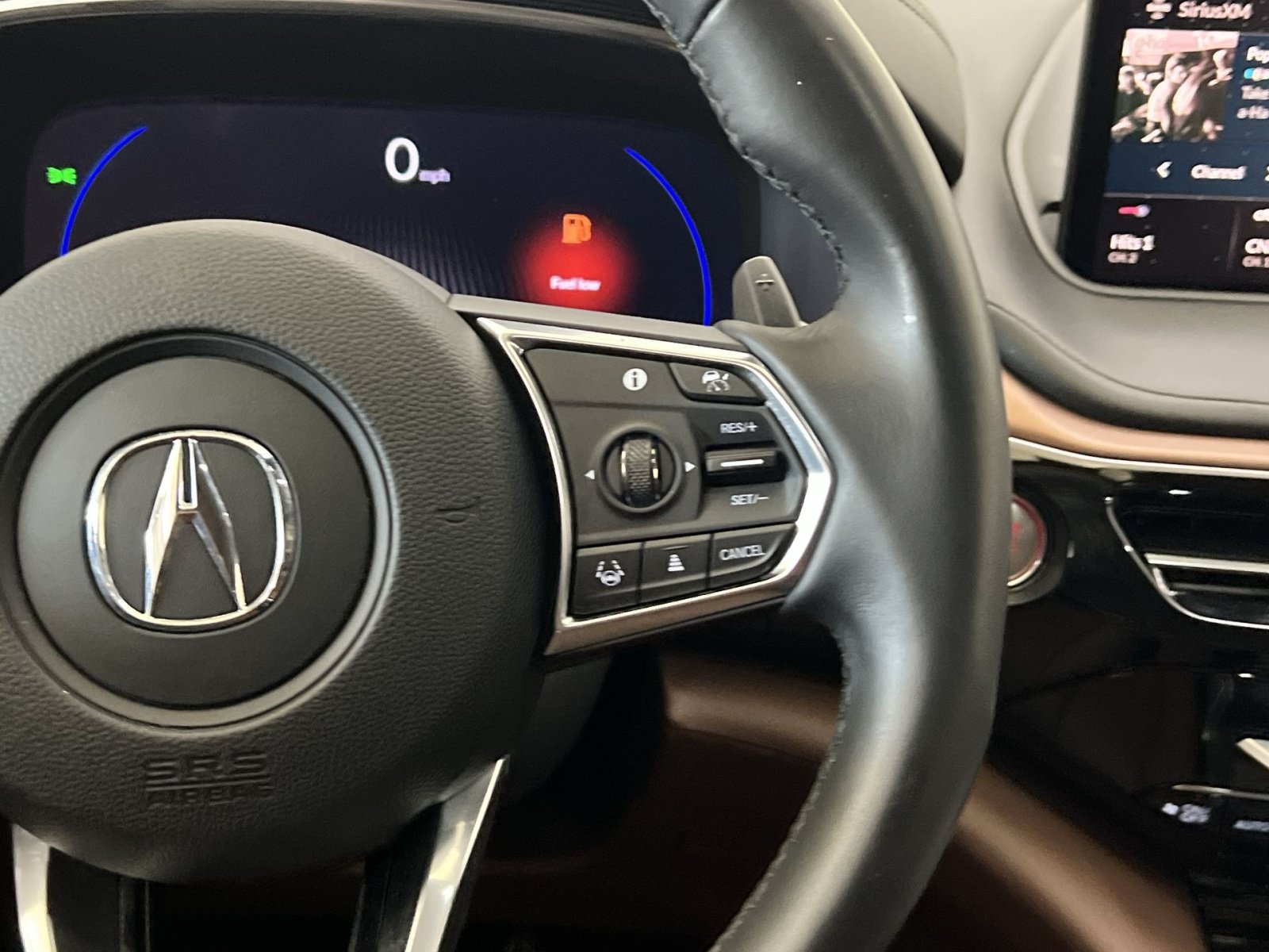 Used 2023 Acura MDX SH-AWD w/ Technology Package image 34