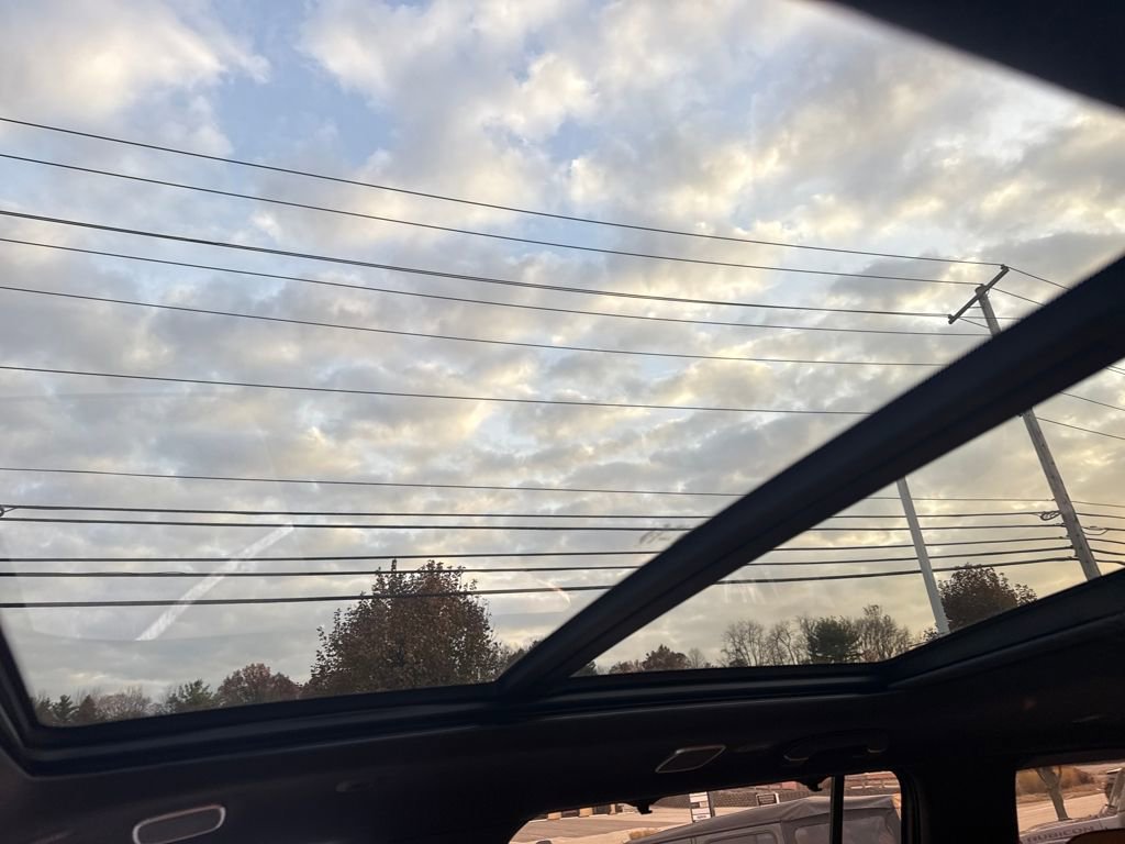 Used 2024 Jeep Grand Wagoneer Series III w/ Flexible Seating Group image 21