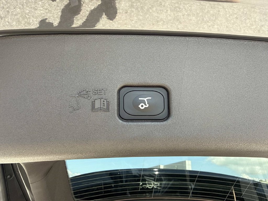 New 2026 Lincoln Nautilus Black Label AWD/4WD image 12