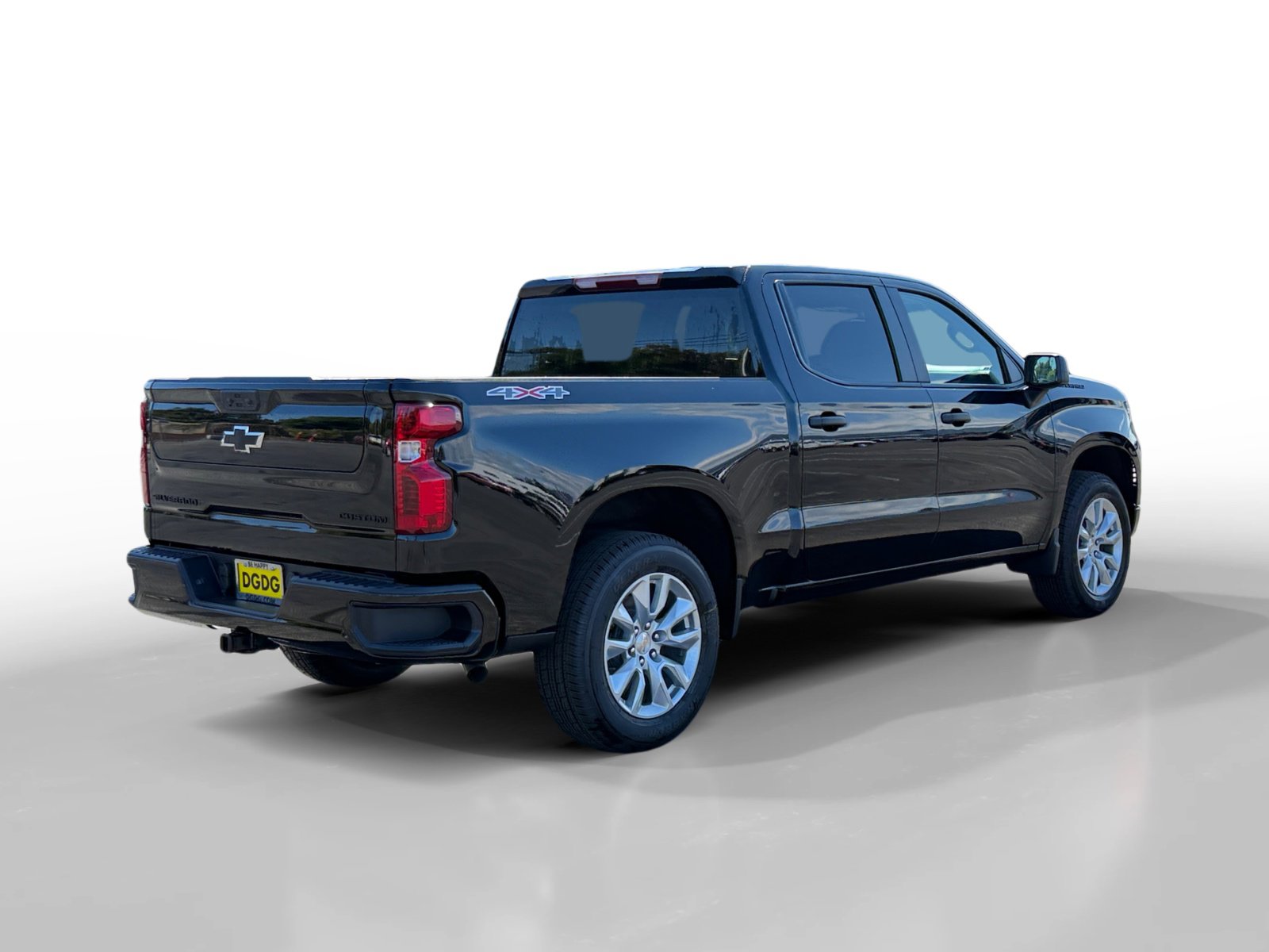 New 2026 Chevrolet Silverado 1500 Custom w/ LPO, Dark Essentials Package image 5
