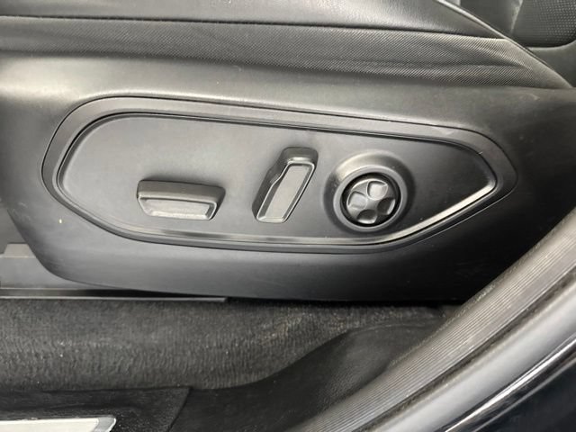 Used 2023 Jeep Grand Cherokee Overland AWD/4WD image 20