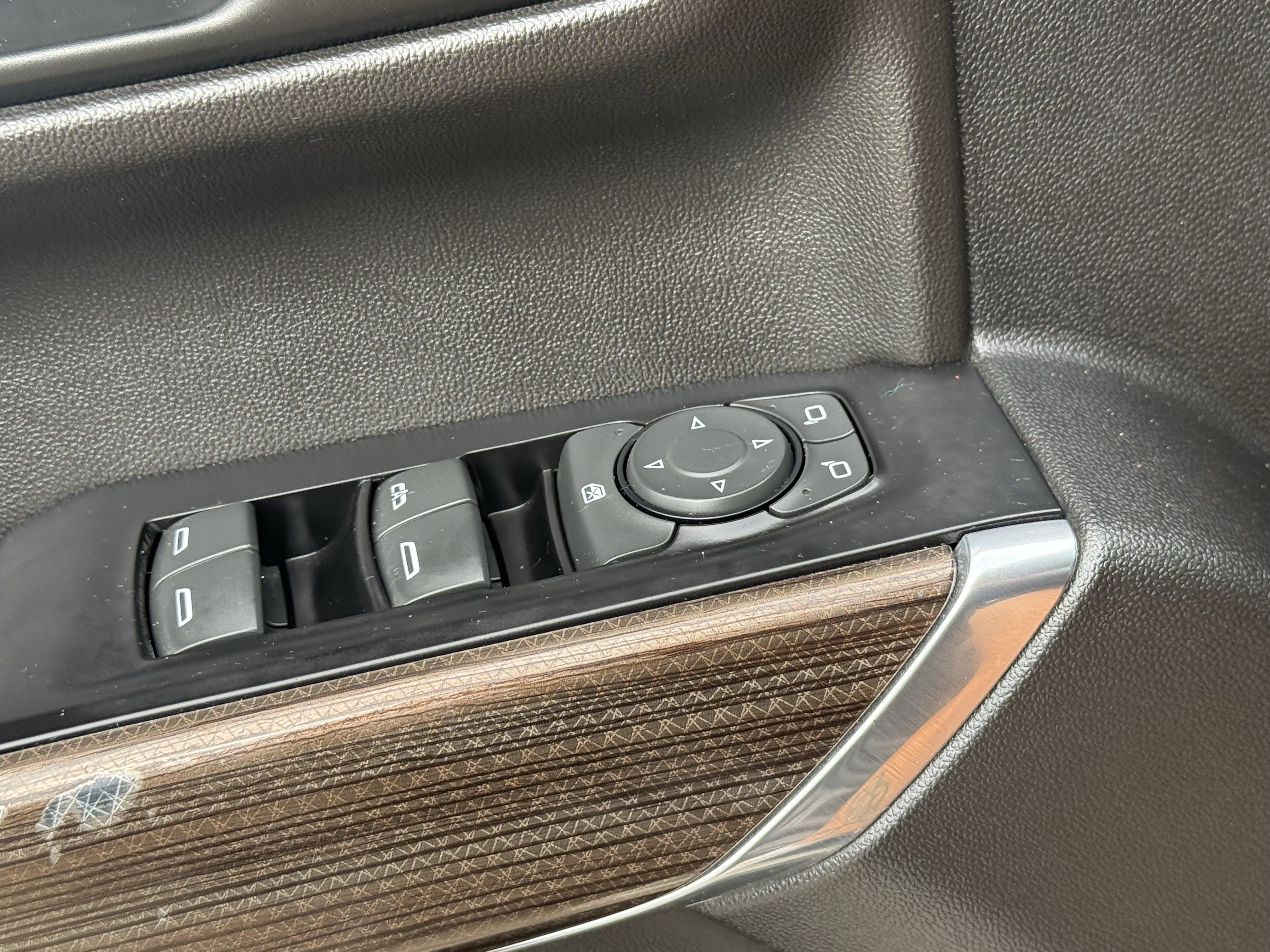 Used 2019 Chevrolet Silverado 1500 RST AWD/4WD image 24