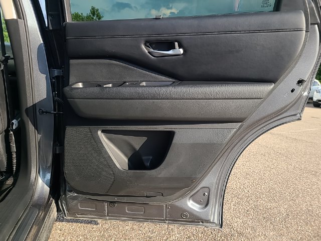 Used 2022 Nissan Pathfinder SL w/ SL Premium Package AWD/4WD image 30