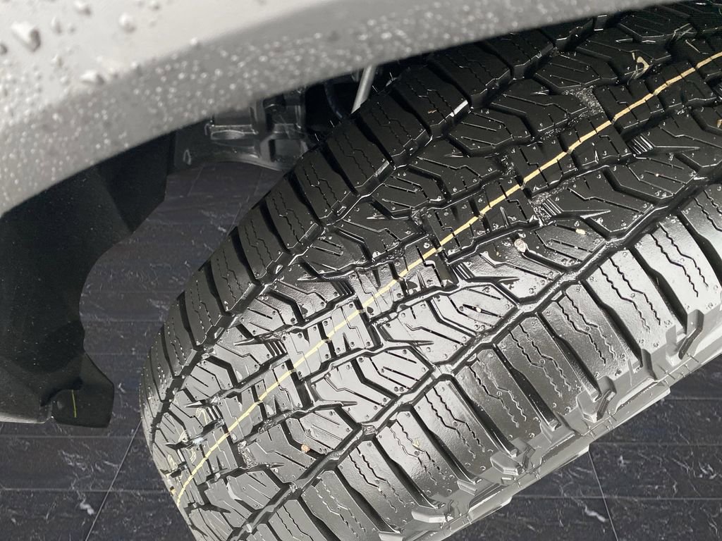 New 2026 Nissan Rogue SV image 38