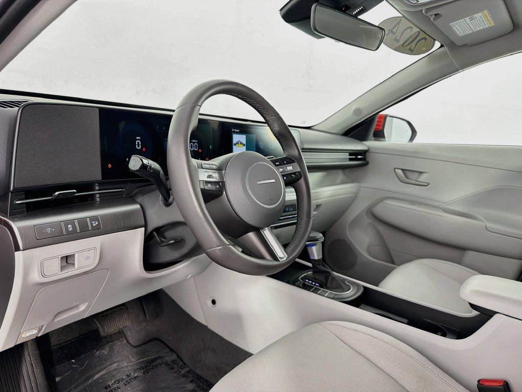 Used 2024 Hyundai Kona SEL FWD image 14