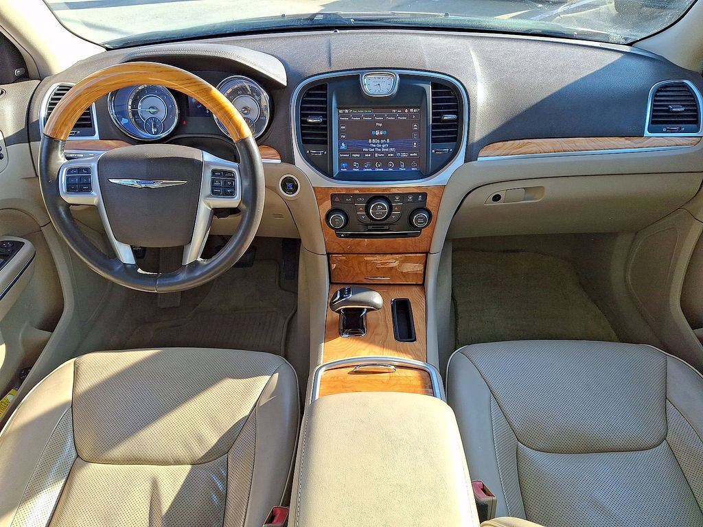 Used 2013 Chrysler 300 C w/ Light Group RWD image 10