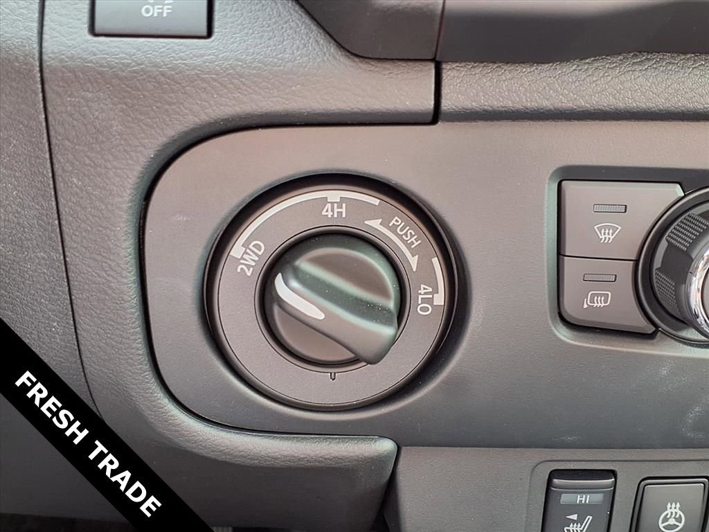 Used 2026 Nissan Frontier PRO-4X w/ Pro Premium Package image 12