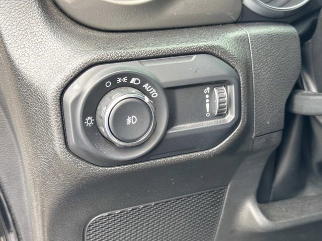 Used 2023 Jeep Wrangler Sahara w/ Cold Weather Group image 25