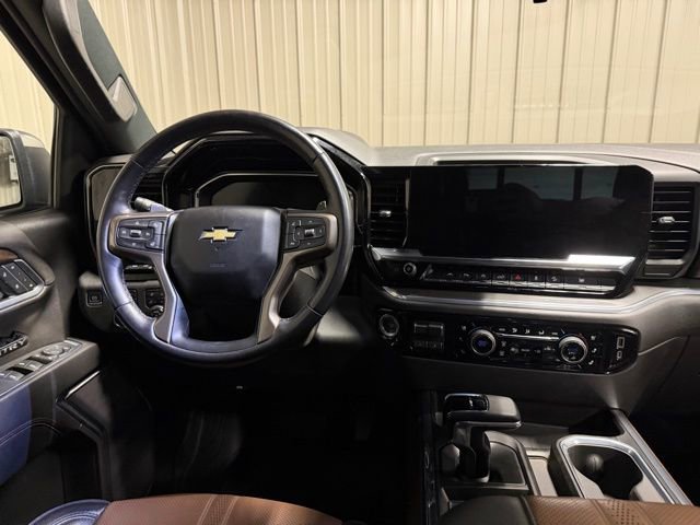 Used 2023 Chevrolet Silverado 1500 High Country w/ Technology Package image 33