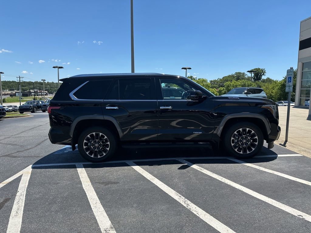 Used 2025 Toyota Sequoia Limited AWD/4WD image 7
