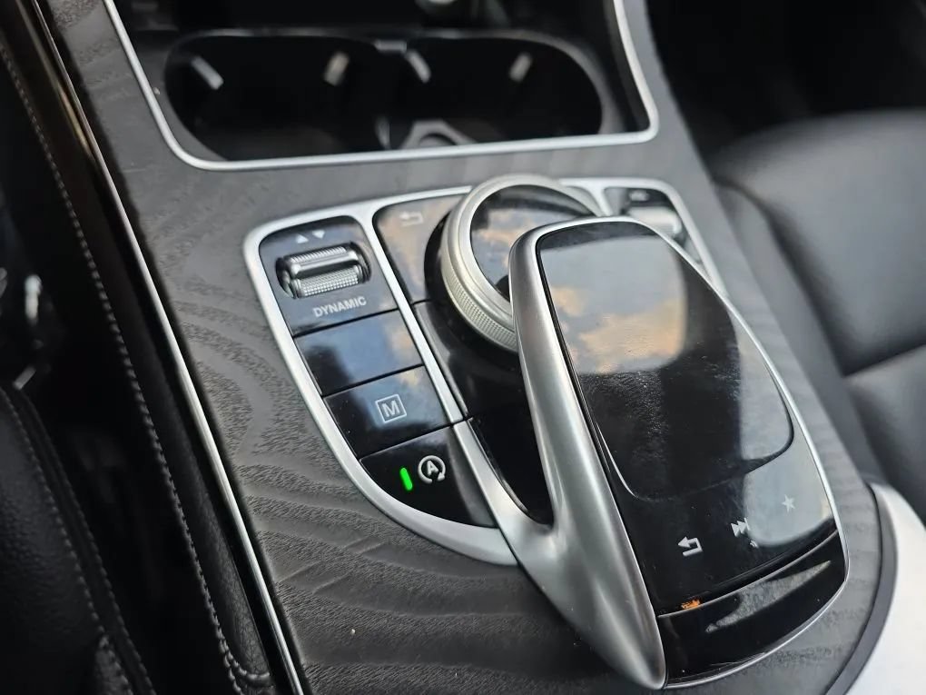 Used 2017 Mercedes-Benz GLC 300 4MATIC image 37