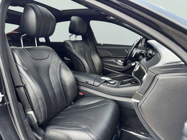 Used 2015 Mercedes-Benz S 550 4MATIC Sedan image 45