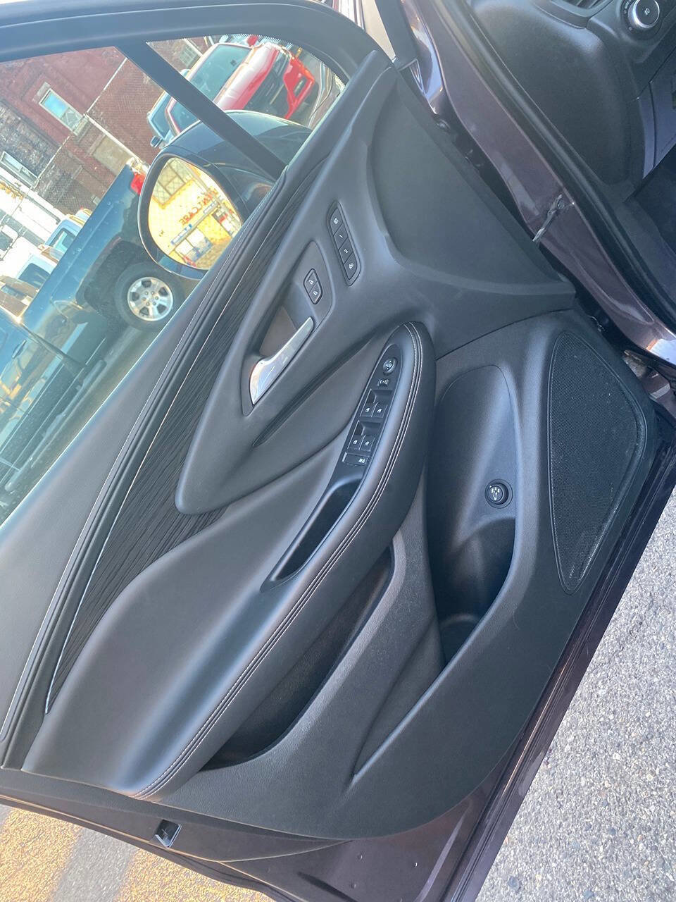 Used 2017 Buick Envision Essence image 14