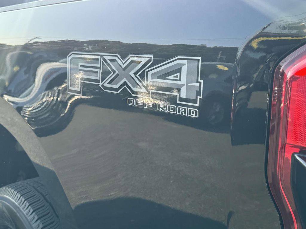Used 2024 Ford F250 Lariat w/ Lariat Ultimate Package image 13