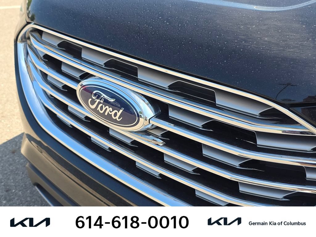 Used 2022 Ford Edge Titanium AWD/4WD image 13