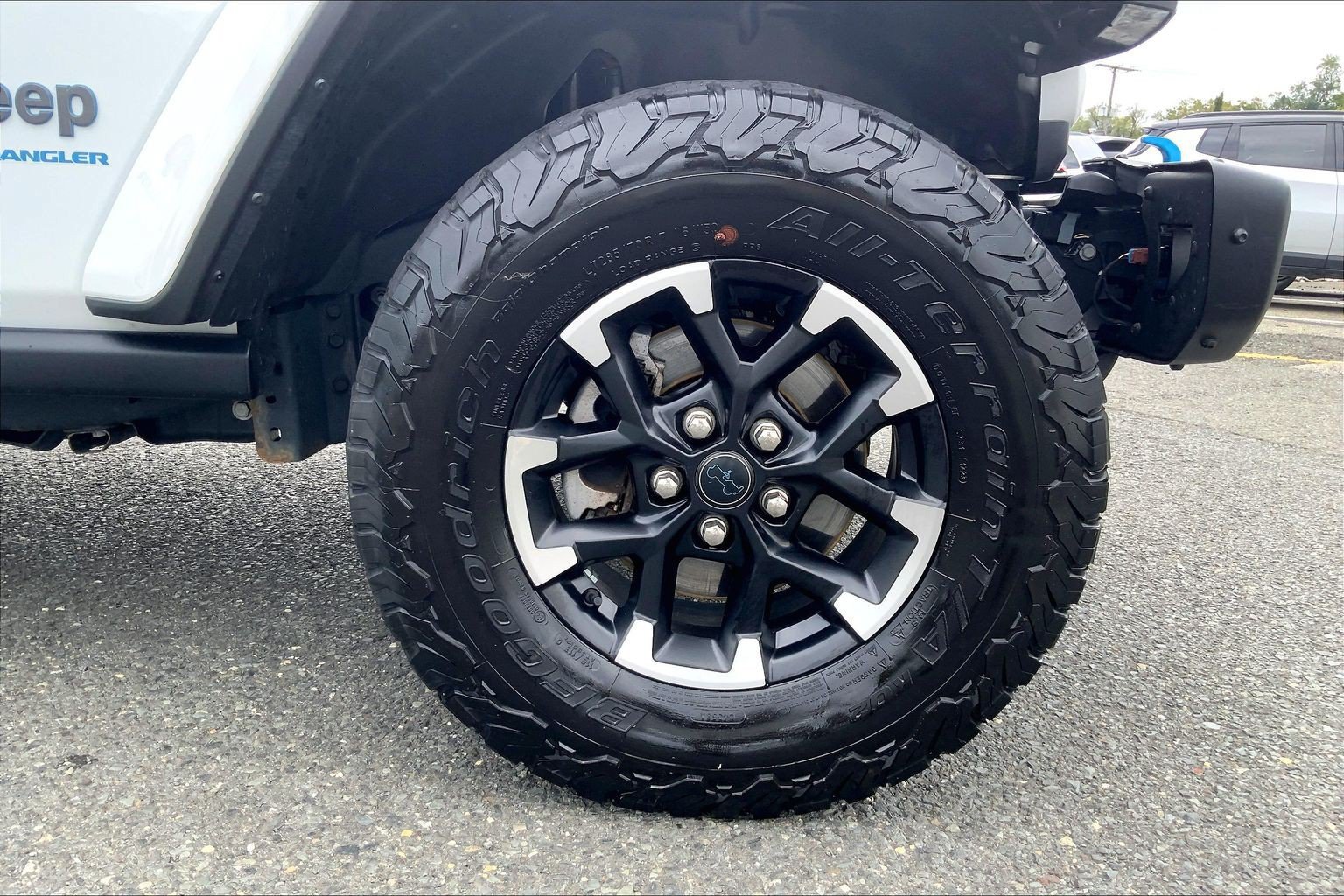Certified 2024 Jeep Wrangler Unlimited Rubicon 4xe AWD/4WD image 10