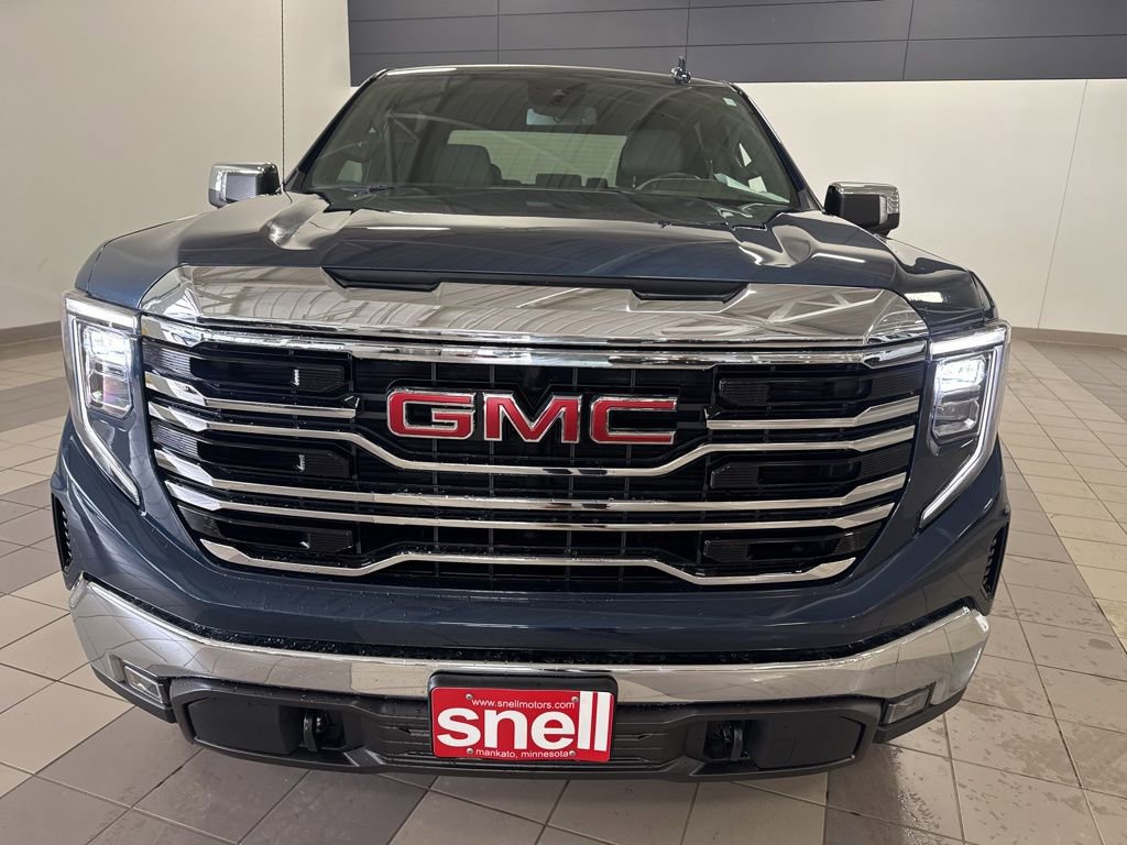 Used 2022 GMC Sierra 1500 SLT w/ SLT Convenience Package image 8