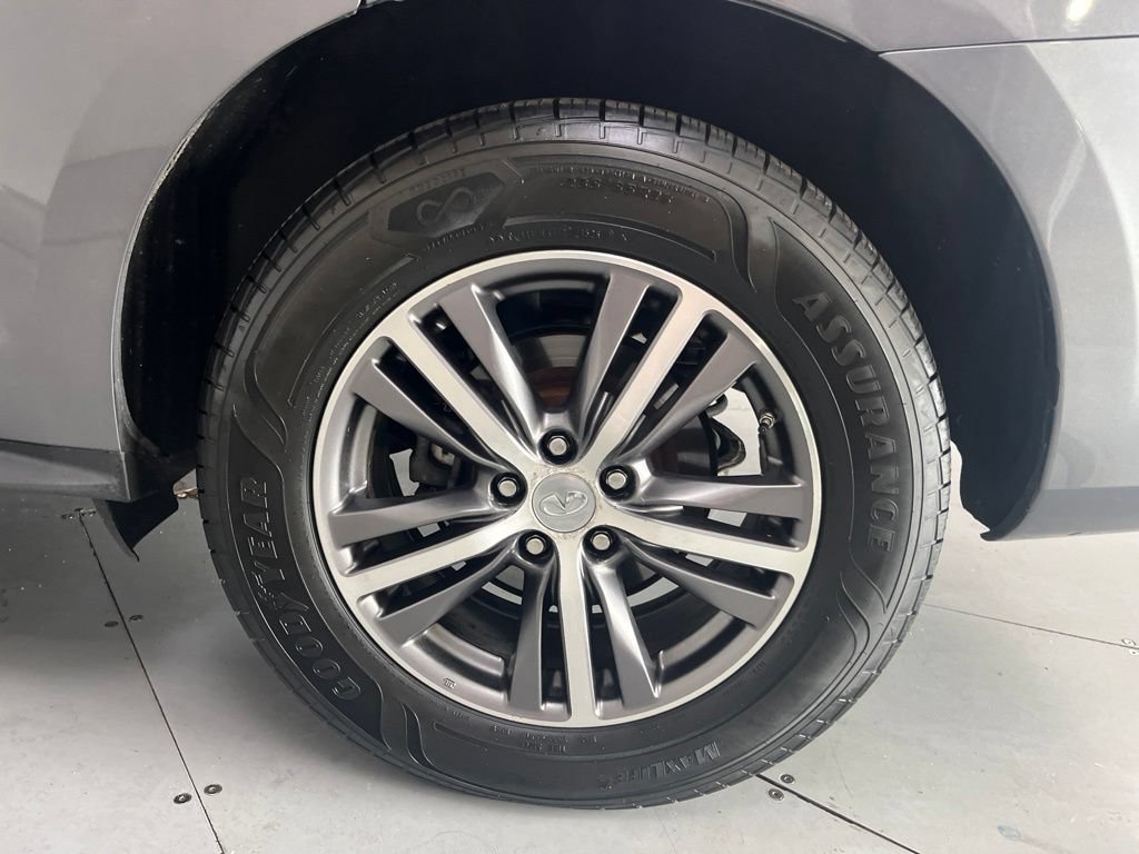Used 2017 INFINITI QX60 Luxe w/ Premium Package AWD/4WD image 16
