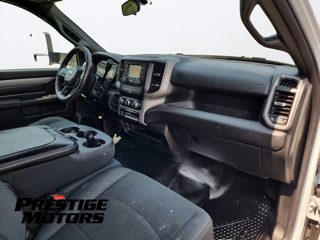Used 2021 RAM 3500 Tradesman w/ Chrome Appearance Group RWD image 25