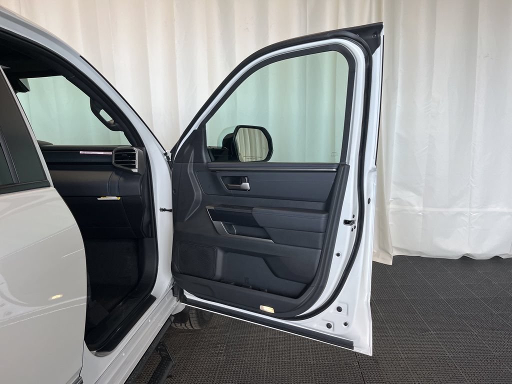 New 2026 Toyota Tundra Limited AWD/4WD image 19