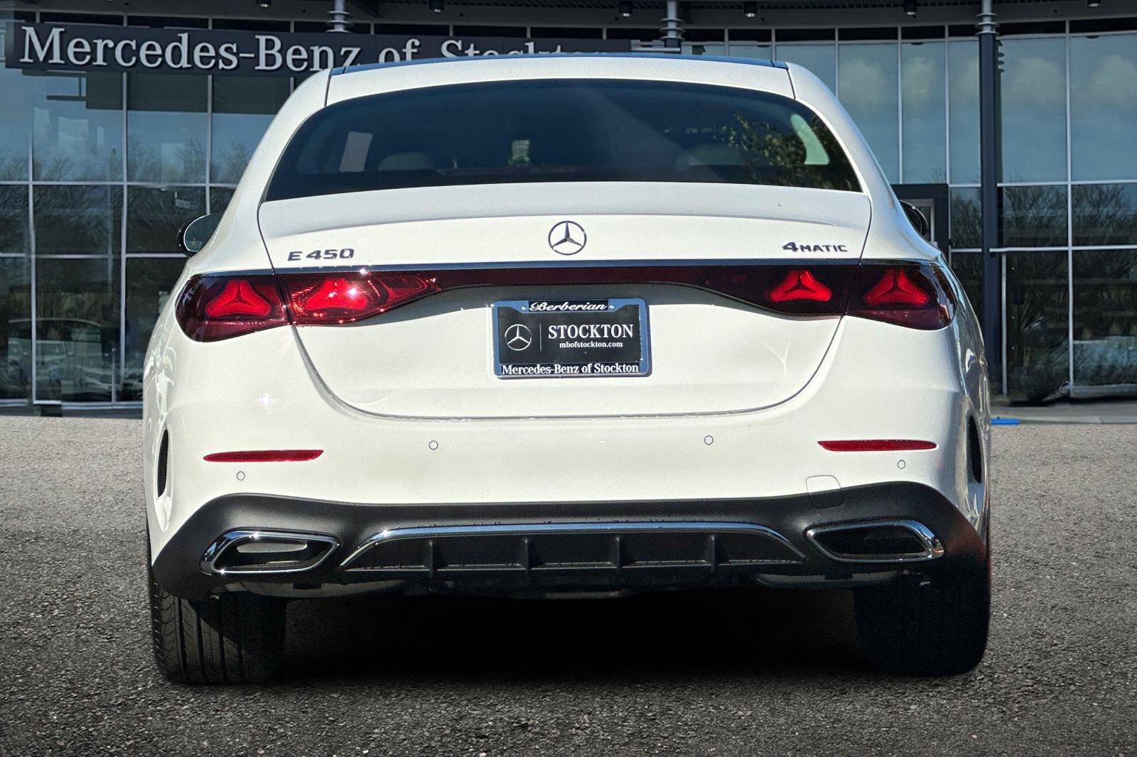 New 2026 Mercedes-Benz E 450 4MATIC Sedan image 5