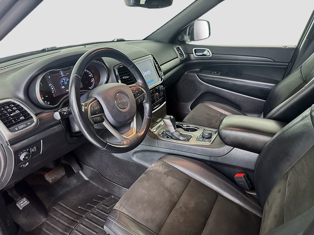 Used 2020 Jeep Grand Cherokee Altitude image 7