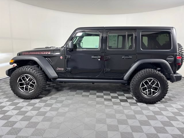 Used 2024 Jeep Wrangler Unlimited Rubicon w/ Technology Group AWD/4WD image 9