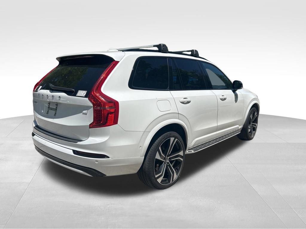 Used 2022 Volvo XC90 T8 R-Design AWD/4WD image 5