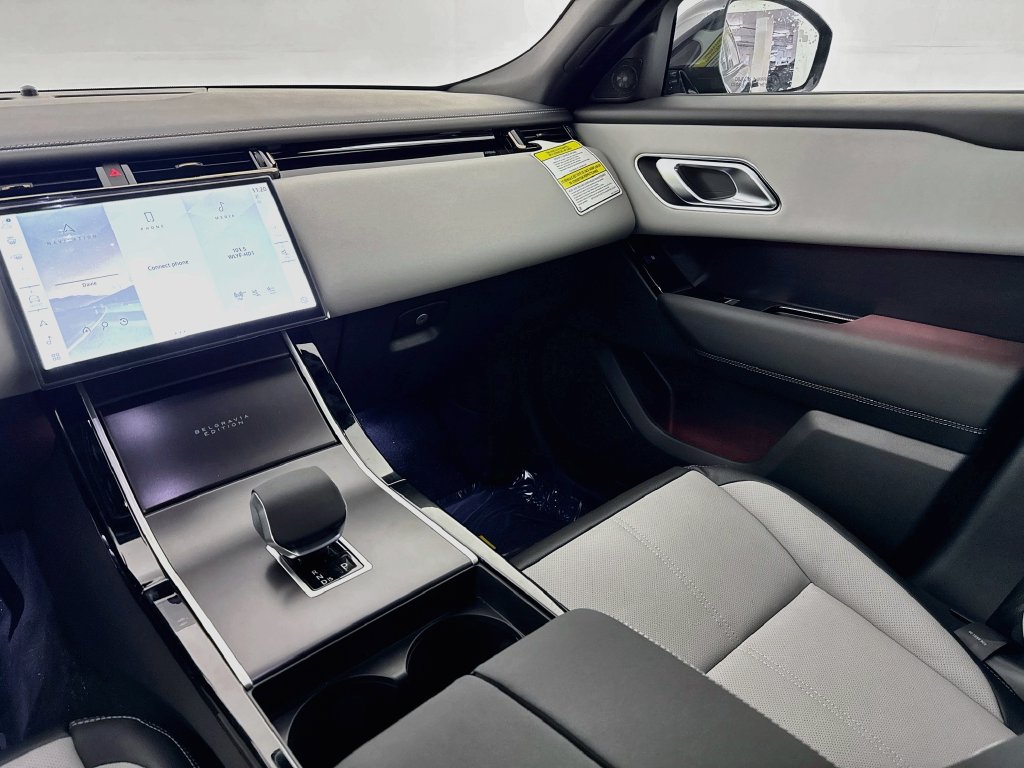 New 2026 Land Rover Range Rover Velar Belgravia AWD/4WD image 24