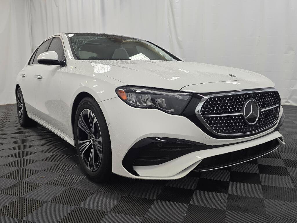 Used 2024 Mercedes-Benz E 350 4MATIC Sedan image 8